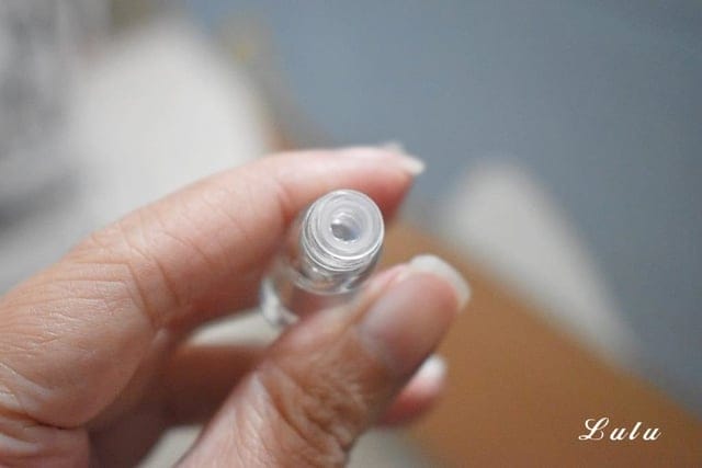 穩定肌膚狀況，只要7天。Nature Tree 保濕安瓶。喚醒、調理、滋養、修護。專為常使用 3C 用品，輕熟齡及熟齡肌所研發