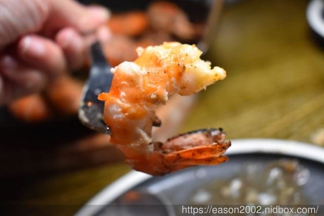 台北西門餐酒館推薦。拉圖爾精釀柴燒餐廳 LA TOUR CRAFT BEER & WOOD GRILL。以柴燒概念為主軸的精緻餐點。台灣自行釀造，原汁原味呈現的比利啤酒時酒