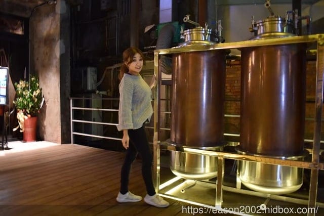 台北西門餐酒館推薦。拉圖爾精釀柴燒餐廳 LA TOUR CRAFT BEER & WOOD GRILL。以柴燒概念為主軸的精緻餐點。台灣自行釀造，原汁原味呈現的比利啤酒時酒