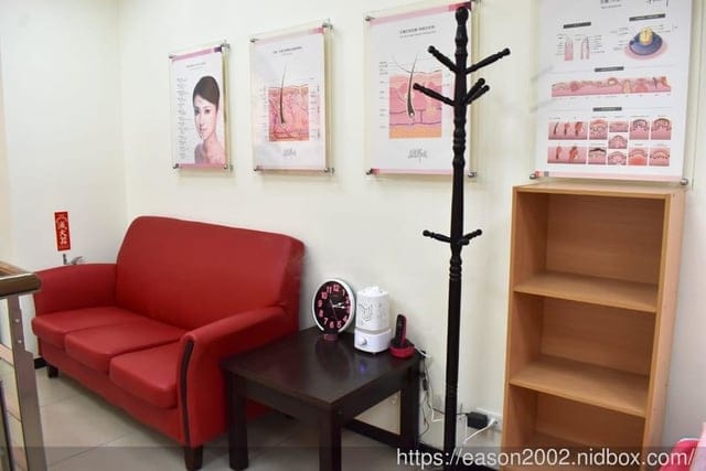 中和做臉/臉部保養推薦。愛妮雅化妝品南之星店。客製化的肌膚需求搭配，給肌膚極致的奢華享受。近南勢角捷運站步行2分鐘即可抵達