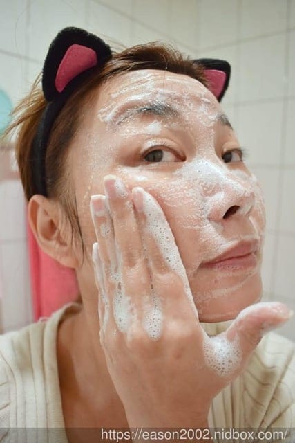 高濃度胺基酸洗面乳推薦。仟米胺基酸洗面霜。溫和洗淨臉部肌膚，保濕清爽不黏膩