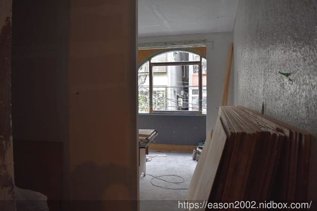台北新店室內裝修【漆滿億油漆工程】舊屋翻新變豪宅-油漆施工推薦，讓老舊的牆面，粉刷變繽紛系的床頭牆(板橋,三重,大台北等地服務)