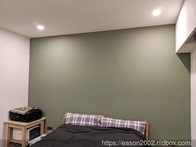 台北新店室內裝修【漆滿億油漆工程】舊屋翻新變豪宅-油漆施工推薦，讓老舊的牆面，粉刷變繽紛系的床頭牆(板橋,三重,大台北等地服務)
