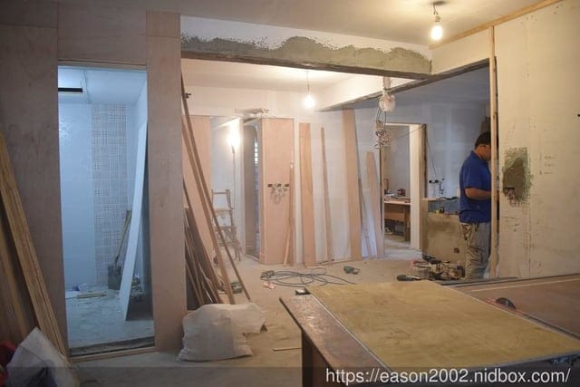 台北新店室內裝修【漆滿億油漆工程】舊屋翻新變豪宅-油漆施工推薦，讓老舊的牆面，粉刷變繽紛系的床頭牆(板橋,三重,大台北等地服務)