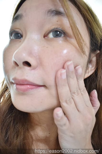 乾巴肌救星。Abysse EGF再生賦活膠囊。輕油質地，好吸收，不黏膩。無添加任何香料、色素、礦物油。季節變換，肌膚不再鬧脾氣