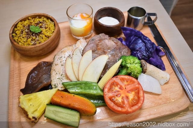 無糖、無奶、低GI、好油、低鹽、原型食材、低溫烹調的舒肥料理。#腰果花砧板原食料理-天母店