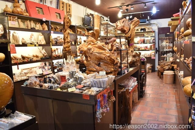 三峽老街一日遊。景點伴手禮推薦。台灣檜木館。又見面了設計師品牌過季名品暢貨中心。彰化社頭工廠直營棉襪特賣會