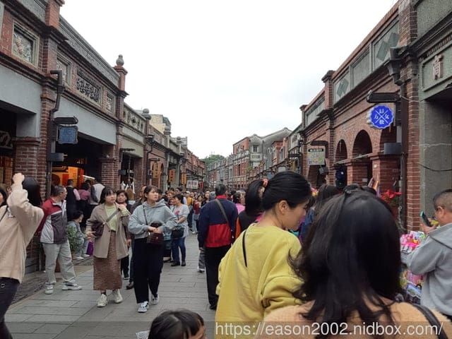三峽老街一日遊。景點伴手禮推薦。台灣檜木館。又見面了設計師品牌過季名品暢貨中心。彰化社頭工廠直營棉襪特賣會