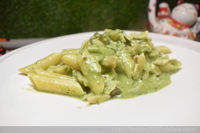 西門義大利麵。Win Win Pasta 艋舺店 魔法義大利。平價義大利麵推薦。共餐加價80元，可享免費飲料、濃湯無限量供應，免費麵包一份