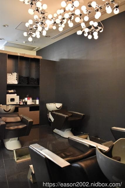 台北信義區貴婦髮廊。EROS Hair styling。藝人、明星剪髮推薦。質感染髮、剪髮、燙髮、護髮推薦。五段式結構護髮，柔順光澤超持久