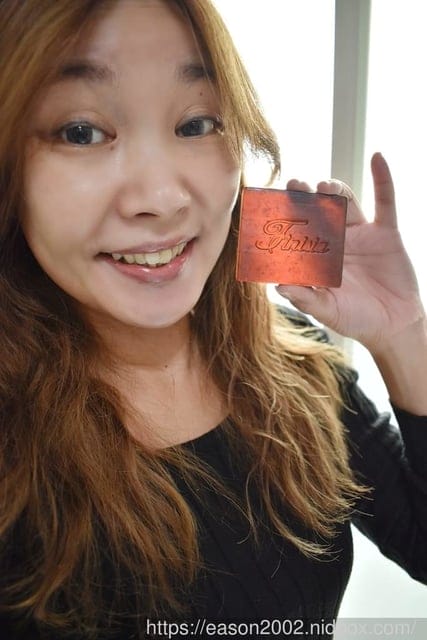 Finisia菲妮夏亮白美容皂。堅持45天天然熟成固化，保留天然保濕因子（甘油），洗後清爽不緊繃。快速起泡，泡沫量豐富，深入毛孔，洗淨全臉髒污