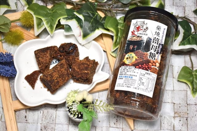 李家堅果 手工柴燒薑母糖。絕不添加香精、香料、防腐劑。五大養生原料。一年四季皆可飲用養生聖品