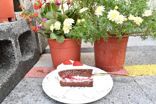 板橋巷弄美食。#宅食。由板娘親自手作的蛋糕，每日限定。堅持新鮮食材，當日現作。建議提前預定喔！