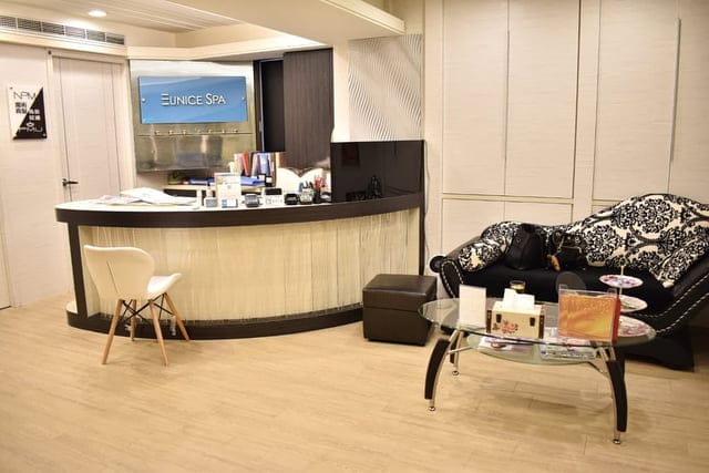 EUNICE SPA（台北公館）。TRX肌瘦黃金馬甲體雕&急速爆汗甩脂課程。免運動，只要躺著，就可以享受大量運動後的爆汗快感