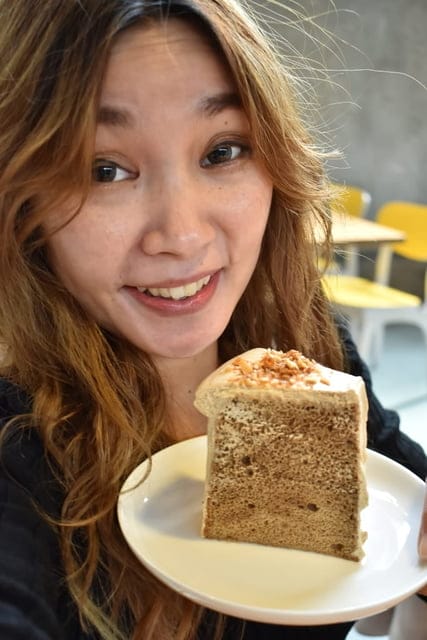 用好而優Bioplus防彈奶茶取代含糖飲品。下午茶也可以很健康。促進新陳代謝、精神旺盛。使用斯里蘭卡紅茶粉，茶香濃郁，搭配蛋糕，下午茶首選