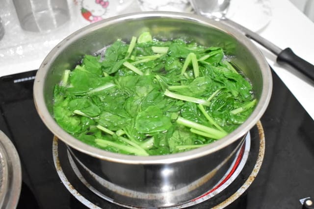如何簡單快速吃出養生與健康！？NICE GREEn 美蔬菜，洗手後直接切菜，川燙或是冷拌沙拉，不用10分鐘，輕鬆快速上桌