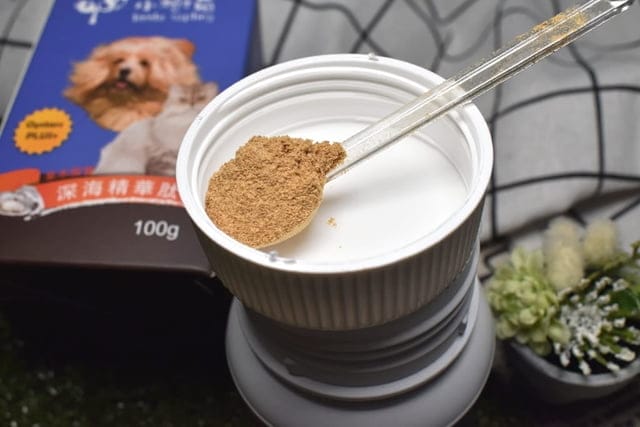 小樹苗深海精華肽。寵物皮膚救星。皮膚過敏，狗毛囊蟲。補充寵物無法自行合成之胺基酸