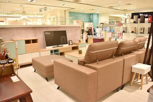 艾維拉Avila家具天母店（雅司家具）。隨居家空間大小，伸縮自如的實用家具。小空間大利用。臥室/客廳/房間/廚房/辦公室。色彩繽紛的薄荷綠、灰、白、原木色，柔和的北歐風設計