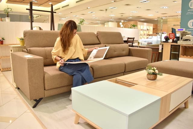 艾維拉Avila家具天母店（雅司家具）。隨居家空間大小，伸縮自如的實用家具。小空間大利用。臥室/客廳/房間/廚房/辦公室。色彩繽紛的薄荷綠、灰、白、原木色，柔和的北歐風設計