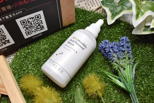 TKLAB 10%杏仁酸輕煥膚精華液。含10%杏仁酸，通暢毛孔，解決黑頭&白頭困擾。TKLAB特別設計專for合適膚質使用的杏仁酸保養產品，你的毛孔問題，交給TKLAB