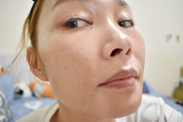 TKLAB 10%杏仁酸輕煥膚精華液。含10%杏仁酸，通暢毛孔，解決黑頭&白頭困擾。TKLAB特別設計專for合適膚質使用的杏仁酸保養產品，你的毛孔問題，交給TKLAB