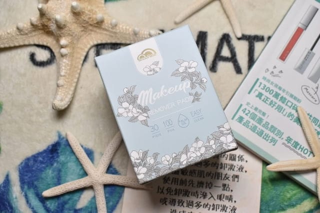 自然顏-懶人卸妝清潔海綿片。極致0.2加厚彈力海綿，QQ彈力，材質親膚，卸妝同時不拉扯肌膚（形成小細紋）。成分溫和不刺激。輕便包裝，旅行家用都方便