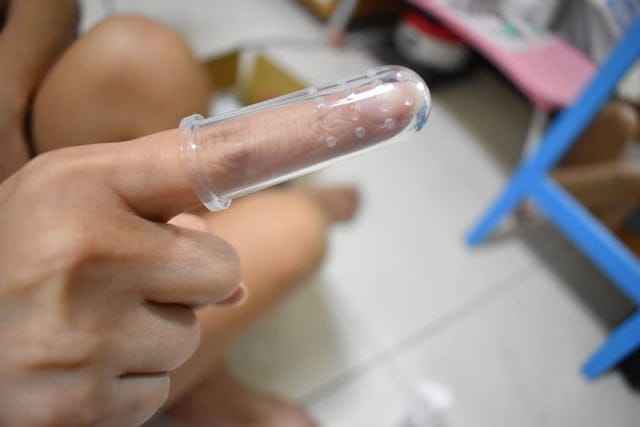 （文末抽獎）T-PET 迪貝多 狗狗潔牙凝膠。每週一次，輕鬆解決毛孩口臭問題。附潔牙指套，替毛孩刷牙其實一點也不困難