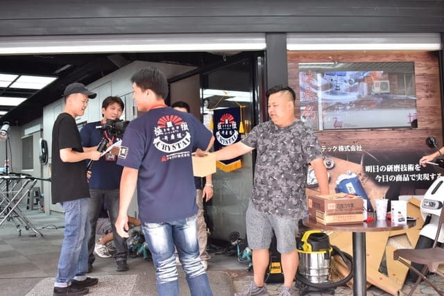 三峽極緻汽車美容 第一屆內部研磨評比大賽。加強提升全省各家極緻汽車美容的競爭力。賽後互相研討，不斷自我訓練