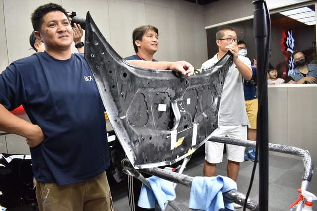 三峽極緻汽車美容 第一屆內部研磨評比大賽。加強提升全省各家極緻汽車美容的競爭力。賽後互相研討，不斷自我訓練