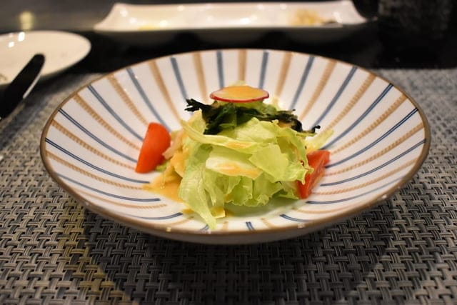 台北小巨蛋超值商業特餐推薦（振興卷加碼活動）。#饗瘦鐵板燒。加拿大龍蝦套餐，只要NT$888，打卡再贈炒飯。振興卷美食