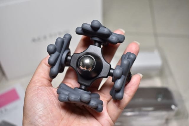 iNO x ACETINO美體按摩機。居家推脂體雕微SPA，好幫手。免出門、免SPA中心課程費用。在家就能享受體雕按摩的貴婦級SPA