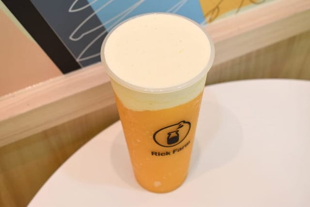 新竹療癒元氣飲品。利客坊芝士奶蓋專門店（光華店）。從日本紅回台灣的人氣芝士奶蓋，濃鹹香。喵星人芝士奶蓋專門店，快來跟喵星人拍照打卡吧！