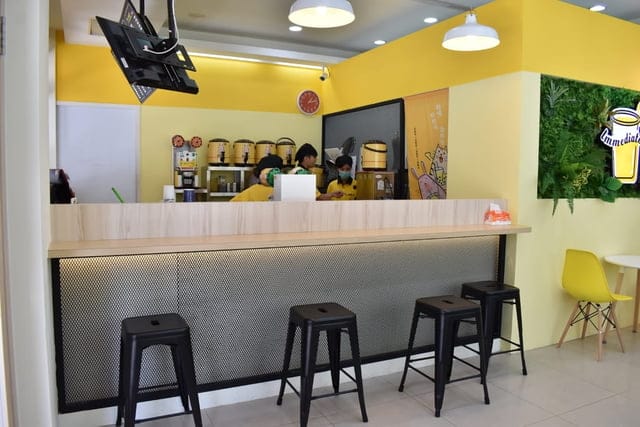 新竹療癒元氣飲品。利客坊芝士奶蓋專門店（光華店）。從日本紅回台灣的人氣芝士奶蓋，濃鹹香。喵星人芝士奶蓋專門店，快來跟喵星人拍照打卡吧！