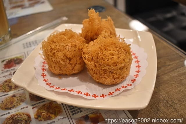 台北港式茶餐廳推薦。#港飲港食茶餐廳。必吃港式茶點（#蜂巢荔蓉芋蓉角 #楊枝甘露）。特色港式茶餐廳推薦
