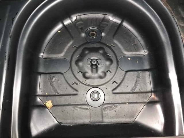 新北汽車內部清潔推薦。樹林汽車醫美診所。內裝中度拆洗服務