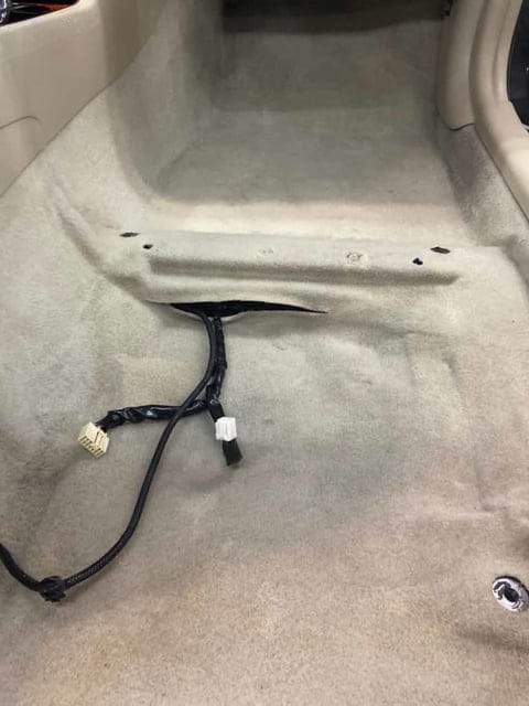 新北汽車內部清潔推薦。樹林汽車醫美診所。內裝中度拆洗服務