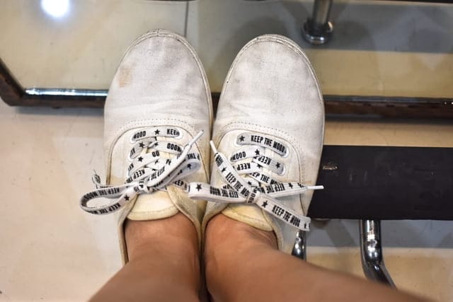 鞋面、包包不小心弄髒了,交給WaterX髒污潔淨慕絲團購界霸主,少量泡沫利用乾布擦拭,立馬潔白。浴室、廁所,飼養寵物產生異味,WaterX抗菌除臭噴劑團購界霸主,無色無味,臭臭飛走了 - 第3張圖 鞋面、包包不小心弄髒了,交給WaterX髒污潔淨慕絲團購界霸主,少量泡沫利用乾布擦拭,立馬潔白。浴室、廁所,飼養寵物產生異味,WaterX抗菌除臭噴劑團購界霸主,無色無味,臭臭飛走了