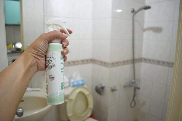 鞋面、包包不小心弄髒了,交給WaterX髒污潔淨慕絲團購界霸主,少量泡沫利用乾布擦拭,立馬潔白。浴室、廁所,飼養寵物產生異味,WaterX抗菌除臭噴劑團購界霸主,無色無味,臭臭飛走了 - 第28張圖 鞋面、包包不小心弄髒了,交給WaterX髒污潔淨慕絲團購界霸主,少量泡沫利用乾布擦拭,立馬潔白。浴室、廁所,飼養寵物產生異味,WaterX抗菌除臭噴劑團購界霸主,無色無味,臭臭飛走了