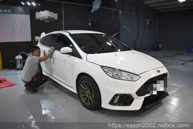 桃園汽車美容推薦 新開幕#Lee車體美研所（旗艦店）。洗車內裝/前擋玻璃除油/亮光蠟/引擎蓋小美容