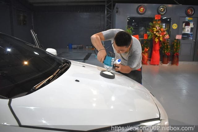 桃園汽車美容推薦 新開幕#Lee車體美研所（旗艦店）。洗車內裝/前擋玻璃除油/亮光蠟/引擎蓋小美容