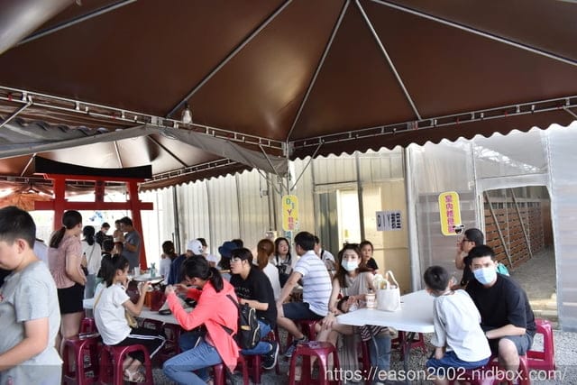 秒飛日本奈良餵鹿。療癒系的休閒活動。宜蘭三星景點。#張美阿嬤農場。體驗日本和服，餵溫馴可愛的梅花鹿