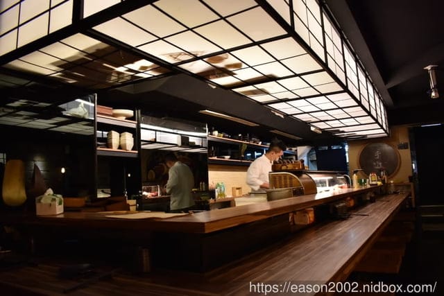基隆居酒屋推薦。#手塩居食屋。創意日式串燒/日式料理。自釀精釀啤酒，特殊風味，喜愛來一杯的朋友，絕不能錯過。嚴選基隆漁港新鮮魚貨，保留食材原味，特殊創意料理手法