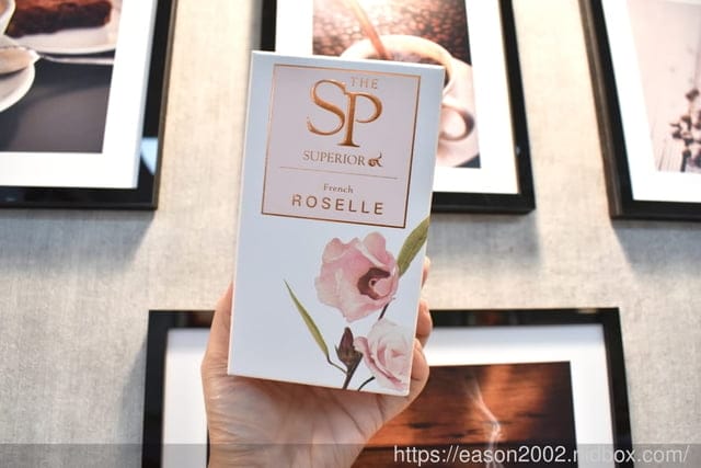 The SP 私完美保養口含錠。洛神花+蔓越莓+益生菌，完美私密守護配方。用香甜風味維持私密肌膚防護