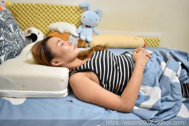 一覺醒來，會落枕嗎？LoveFu-樂眠枕|開箱文。讓你安心舒適，一夜好眠的好枕頭。從此不再脖子疼痛，不好睡