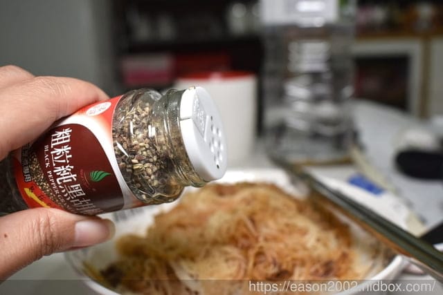 宅配美食。飛馬純米粉。含米量100%/不添加防腐劑/無漂白/無添加味精色素。只要短短2分鐘，輕鬆美味上桌