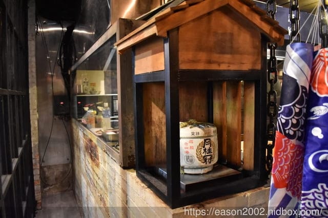台北東區美食推薦。#獅旨餐酒館。逛街後的約會聖地，用餐氣氛佳，上流的服務品質。鎖住食材原始風味，透過創意巧思結合出的日式料理