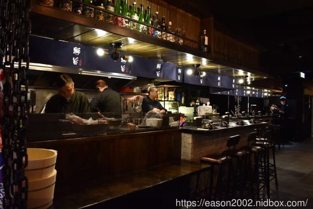 台北東區美食推薦。#獅旨餐酒館。逛街後的約會聖地，用餐氣氛佳，上流的服務品質。鎖住食材原始風味，透過創意巧思結合出的日式料理