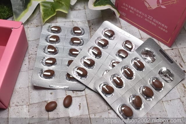 來自各國的原料專利，含19種美容成分，櫻花、山竹果、石榴萃取物等等，讓你肌膚水嫩亮白。每天睡前 or 飯前一錠#糖丸丸，不用抗糖飲食，依然可以維持肌膚彈性與光澤