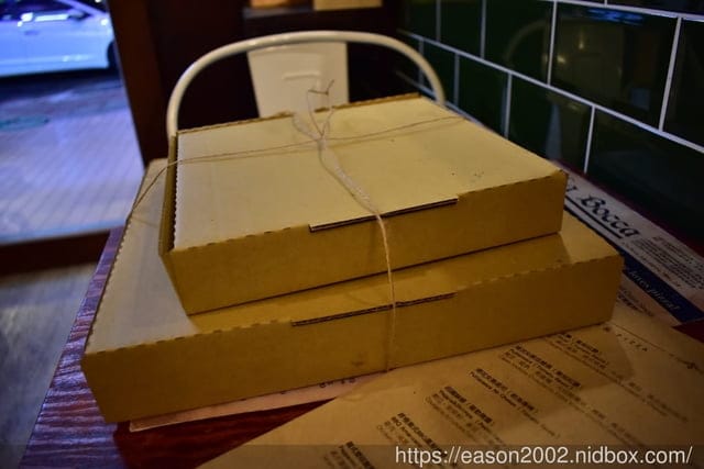 台北市區內（距離3km）可以外送的手作pizza。#La Bocca 義式手作pizza。薄片餡料豐富。外帶買大送小。外送消費滿NT$500，送小瑪格麗特8吋pizza