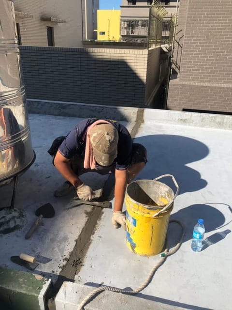 舊屋老宅問題多，地板只要下雨就滲水，交給 #邁斯特 最專業的防水工程